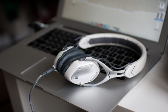 V-Moda M80 by Flavio Ensiki